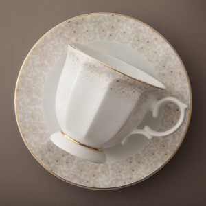سرویس چای خوری 17 پارچه چینی زرین ایران مدل نئو کلاسیک کارراگلد درجه یک